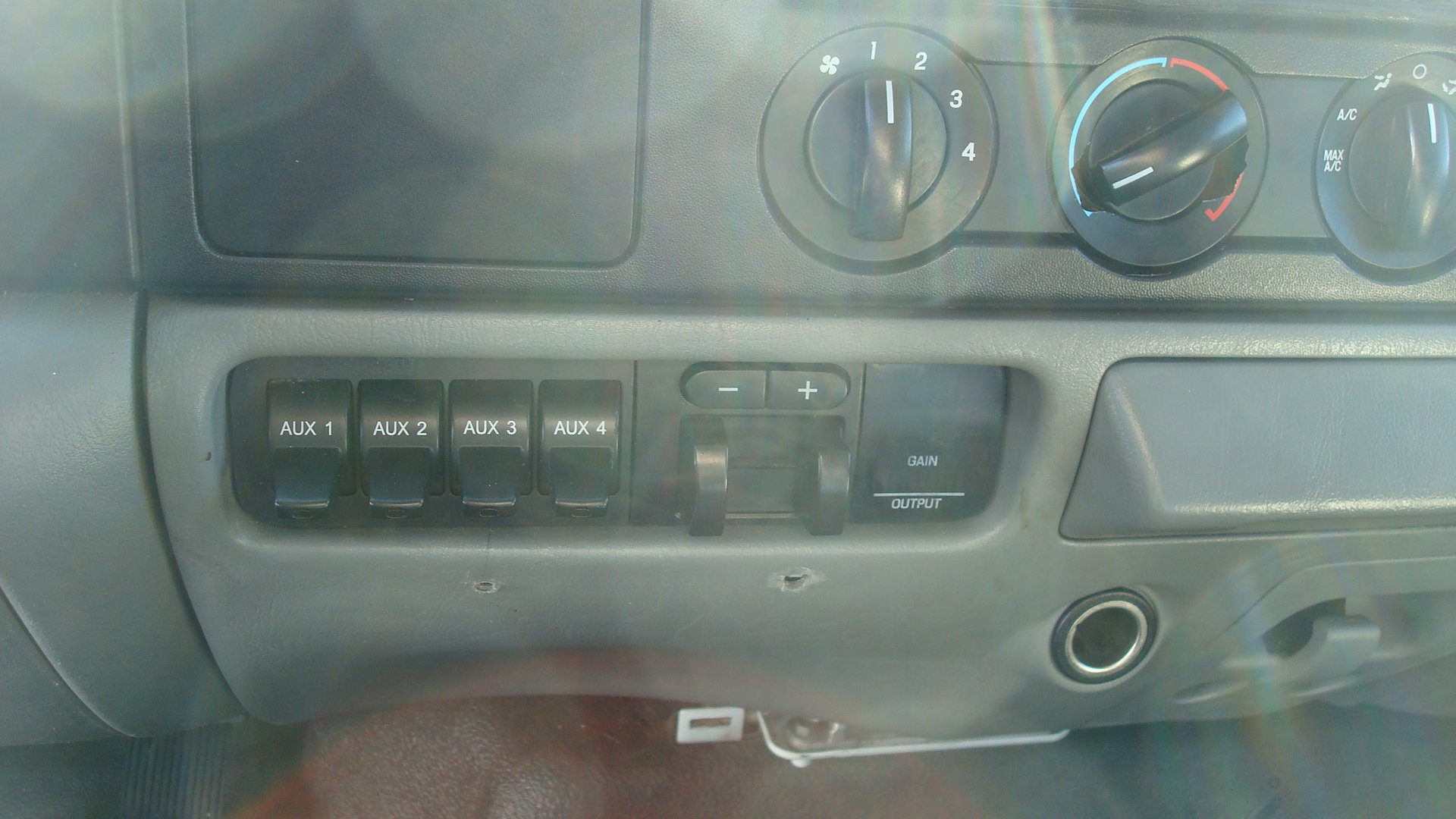Used 2006 Ford F350 XL AWD/4WD image 11