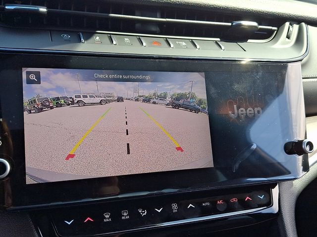 New 2027 Jeep Grand Cherokee Altitude AWD/4WD image 14