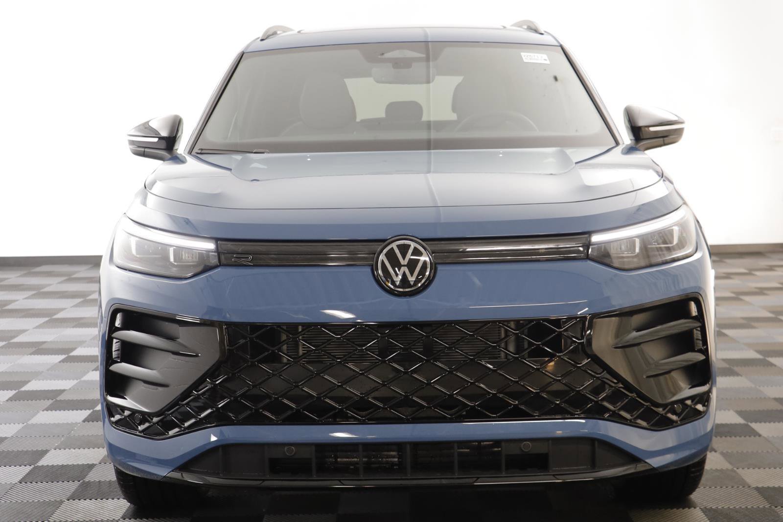 New 2026 Volkswagen Tiguan SE R-Line image 21