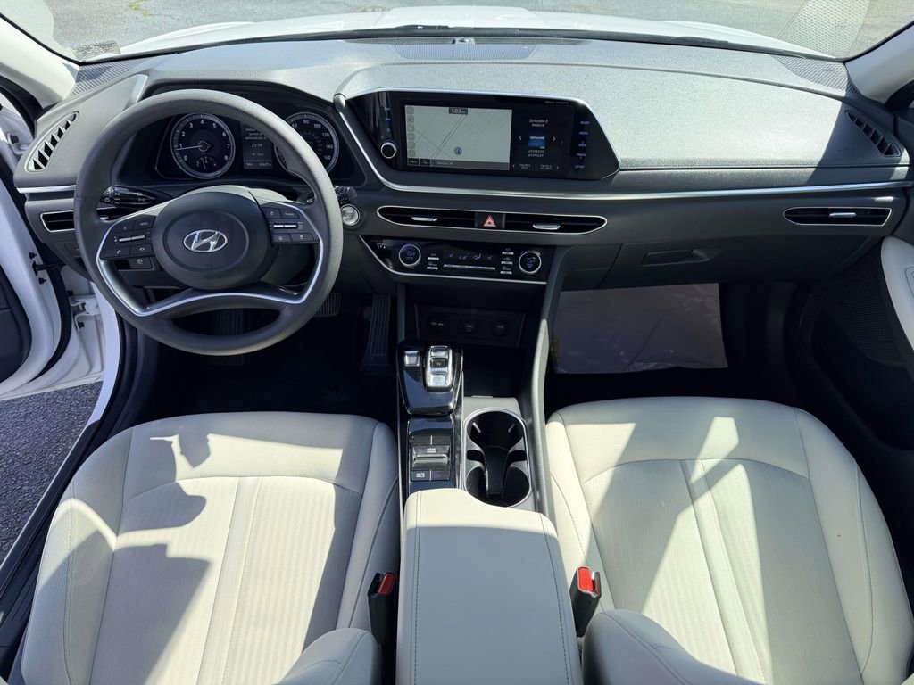 Used 2023 Hyundai Sonata SEL w/ Cargo Package FWD image 2
