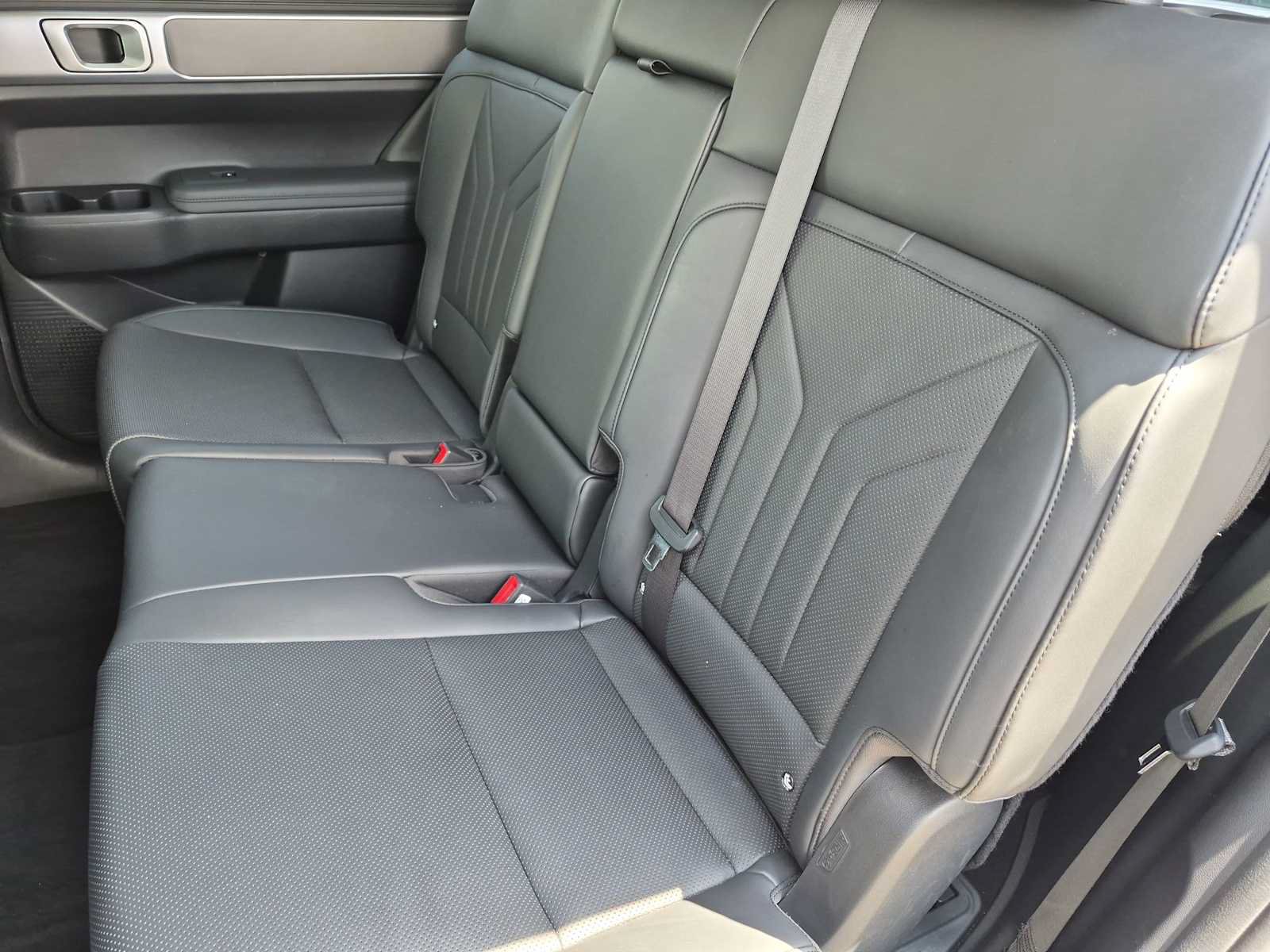 Certified 2026 Hyundai Santa Fe SEL AWD/4WD image 19