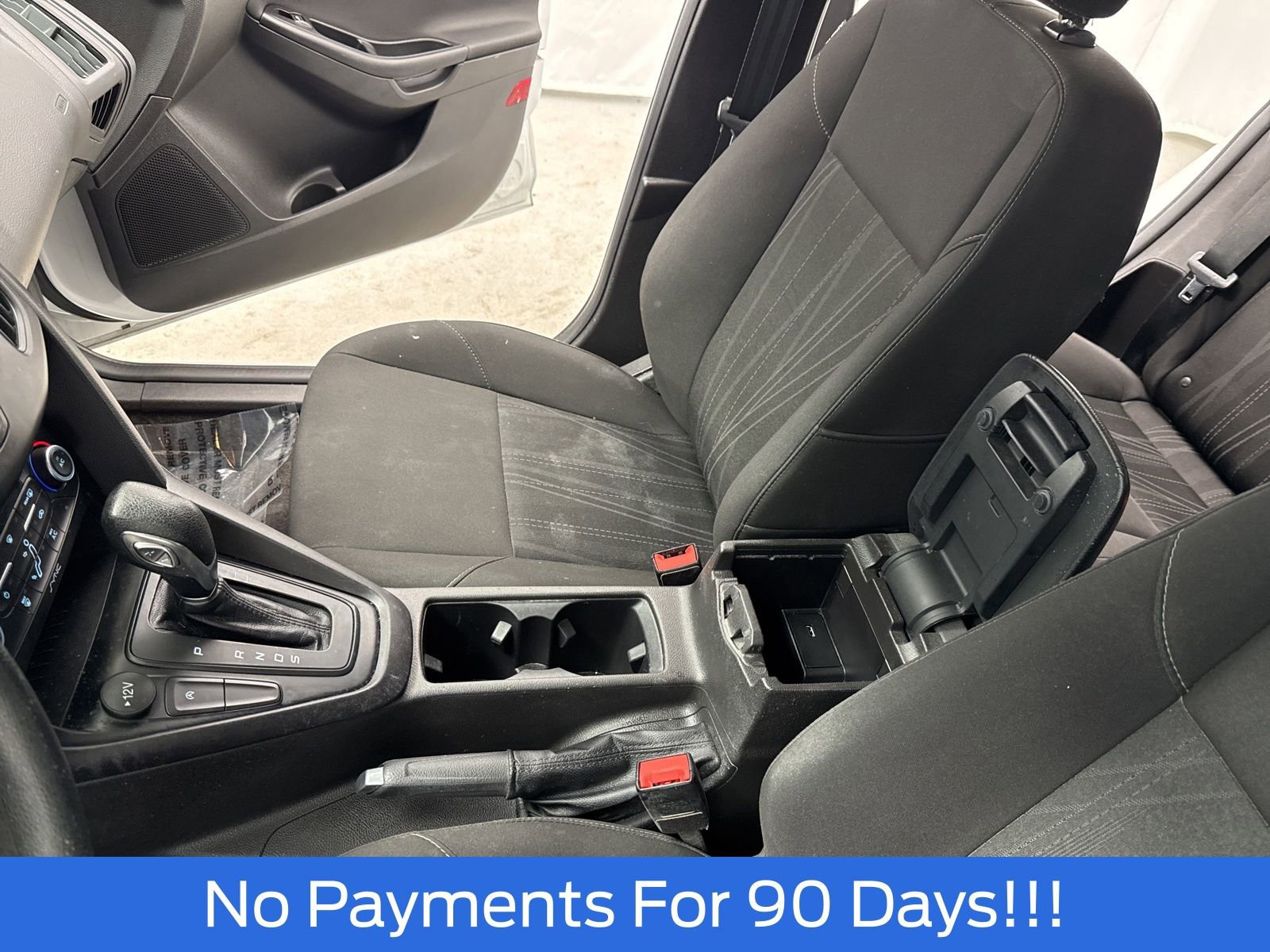 Certified 2018 Ford Focus SE image 19