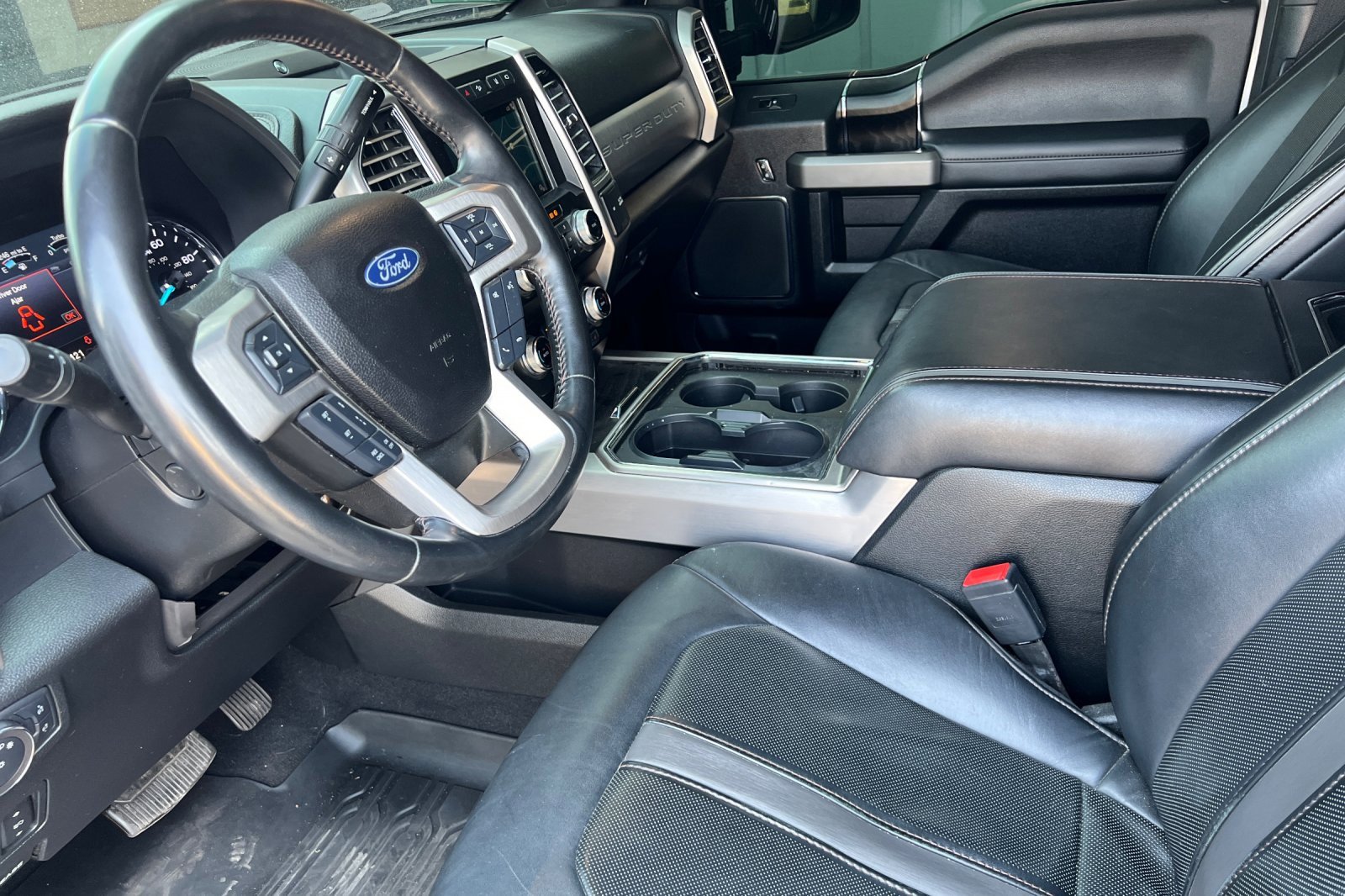 Used 2019 Ford F250 Platinum w/ Platinum Ultimate Package image 10