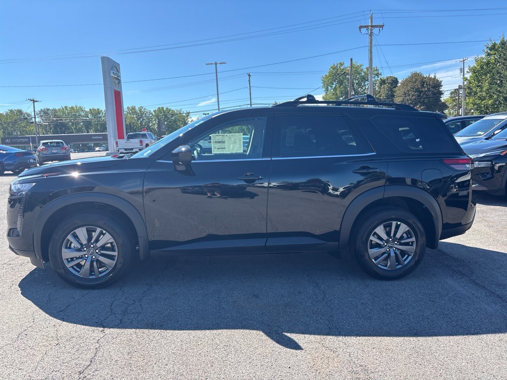 New 2026 Nissan Pathfinder SV AWD/4WD image 9