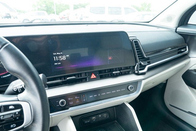 Used 2024 Kia Sportage EX FWD image 18