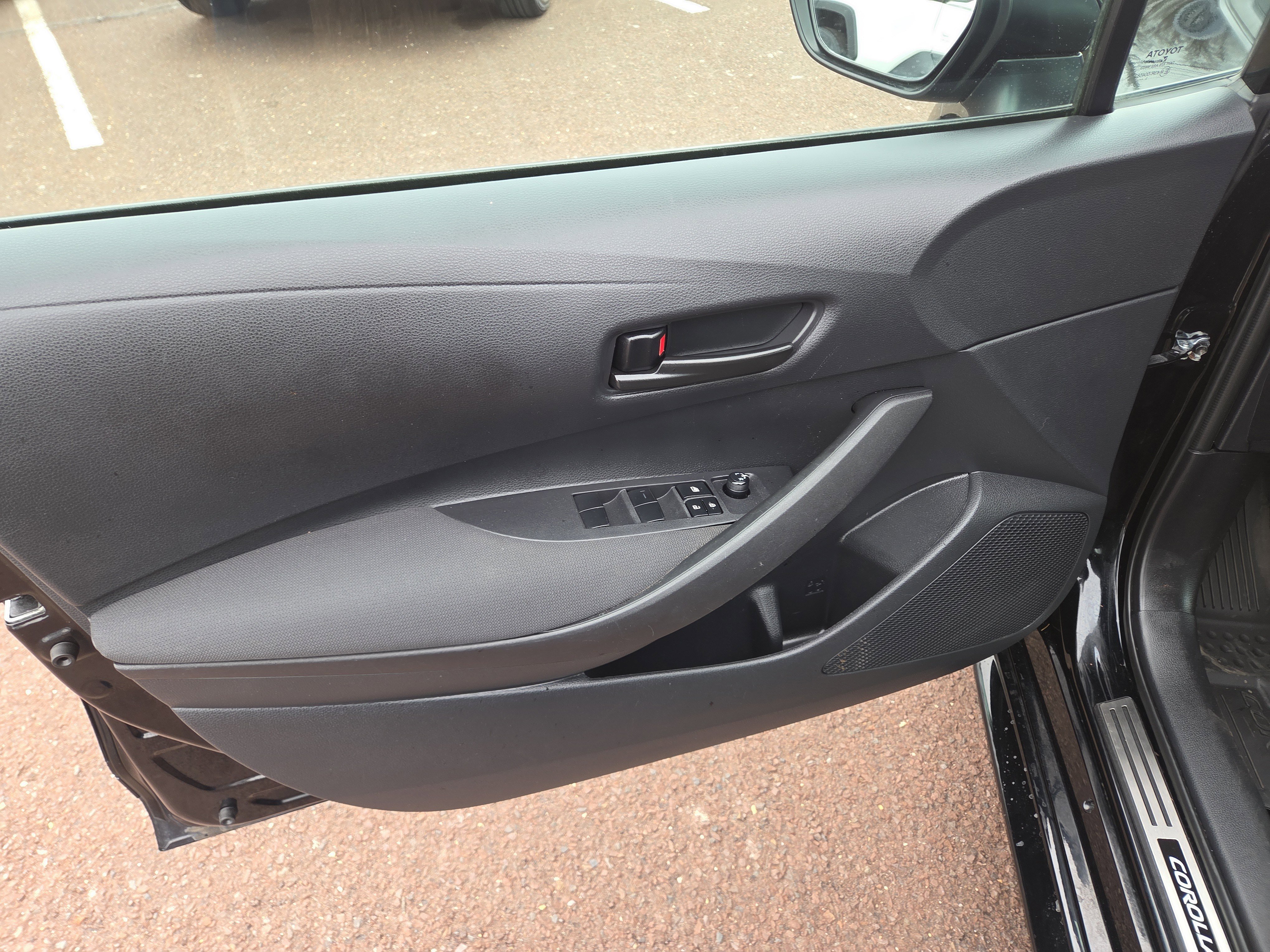 Certified 2024 Toyota Corolla LE image 14