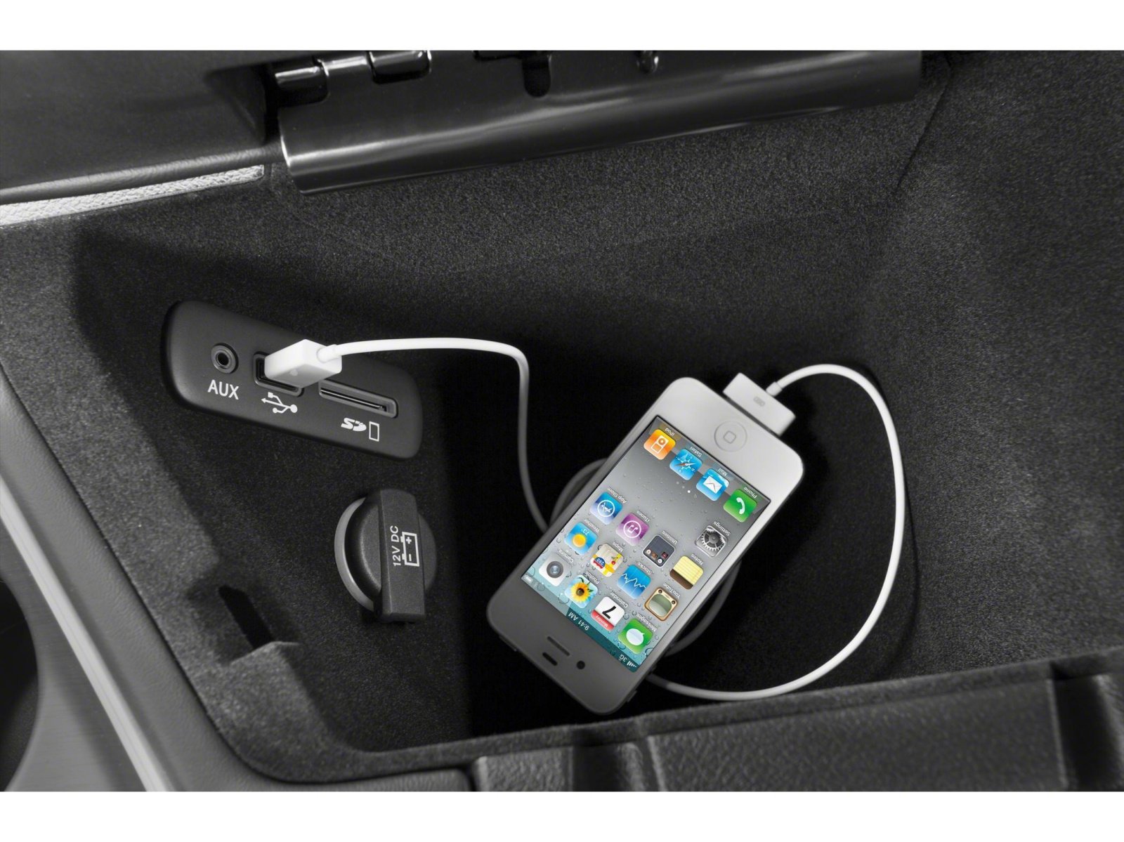 Used 2015 Dodge Challenger SXT Plus w/ Driver Convenience Group image 18