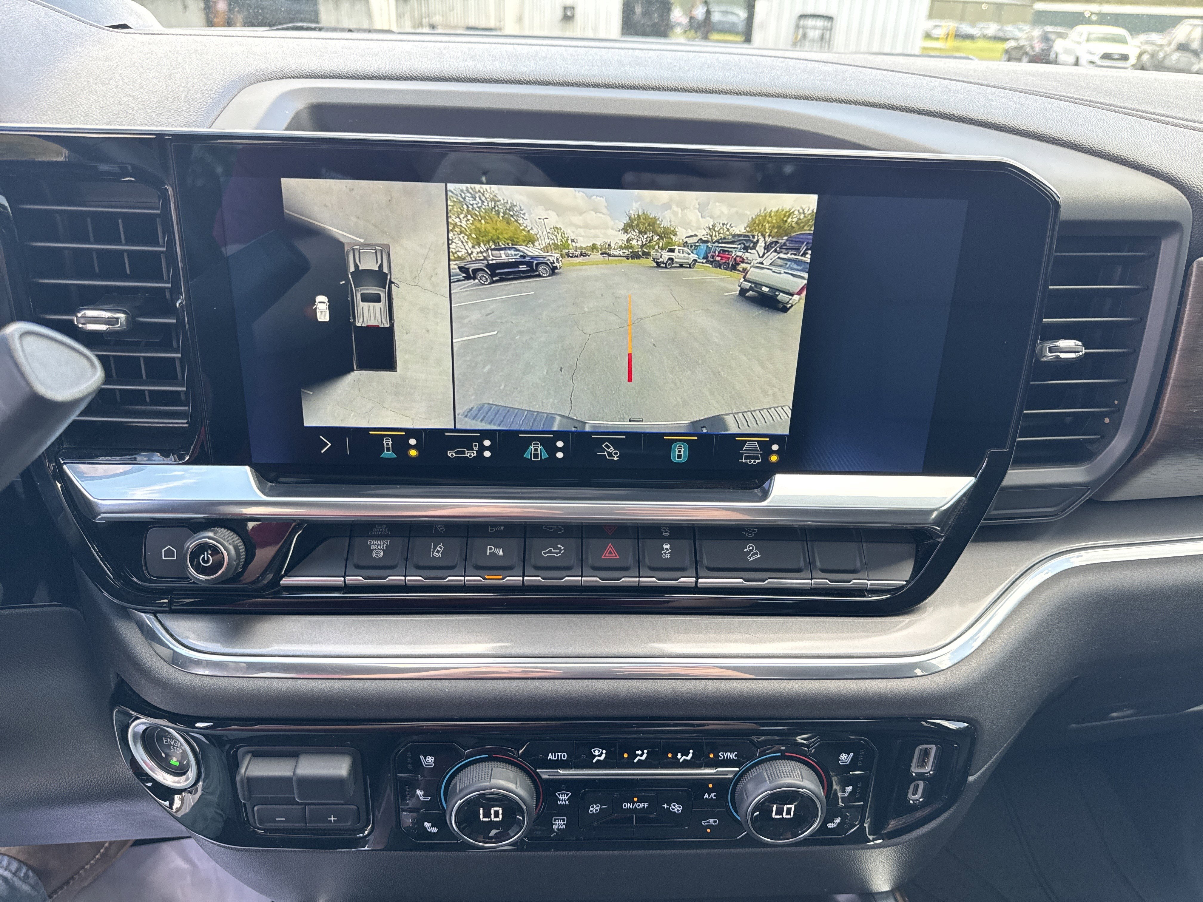 Used 2024 Chevrolet Silverado 3500 High Country w/ High Country Premium Package image 20