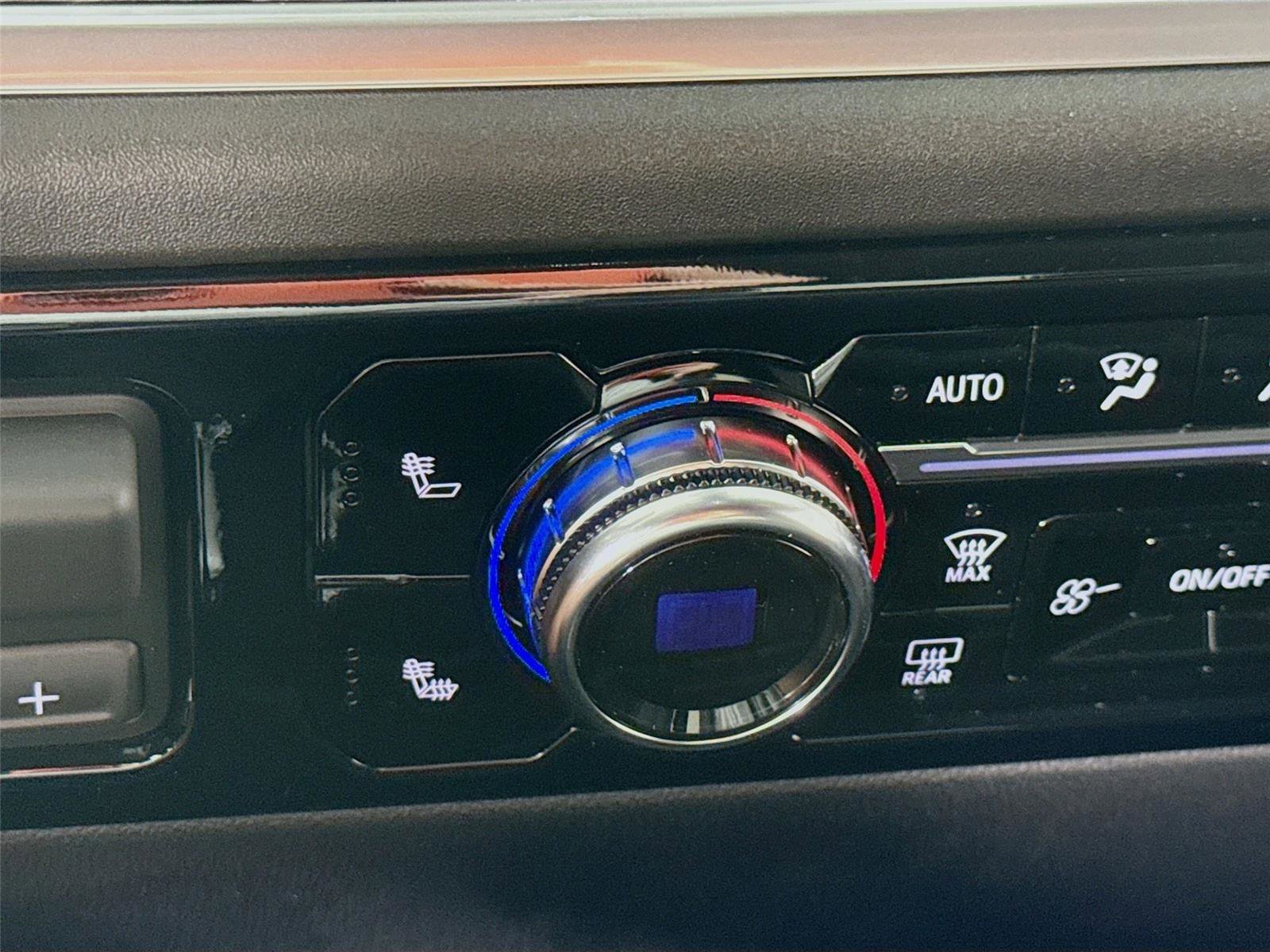 New 2026 GMC Sierra 1500 Elevation image 14