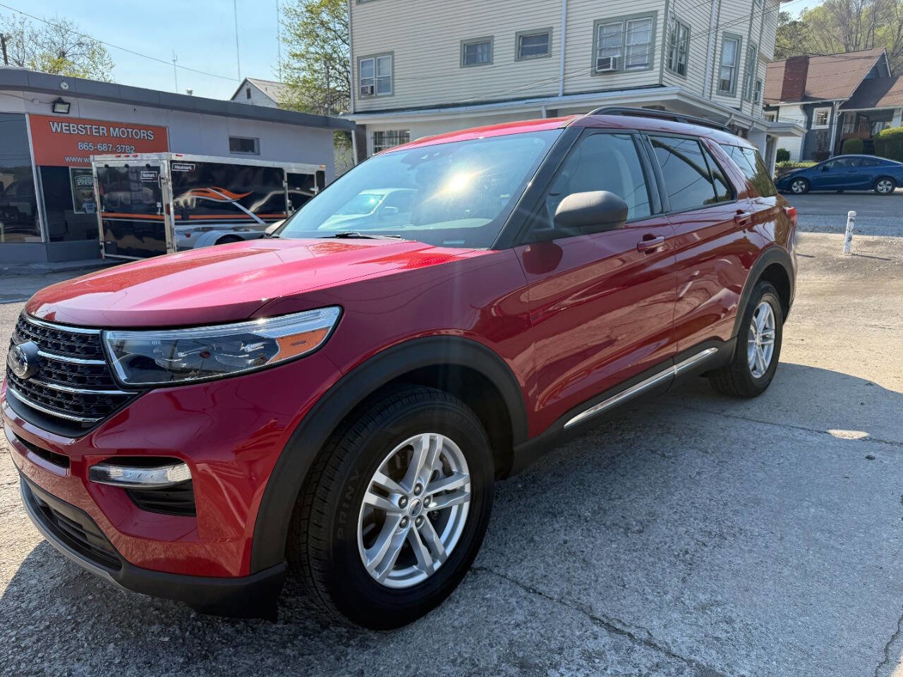 Used 2021 Ford Explorer XLT w/ Equipment Group 202A AWD/4WD image 22