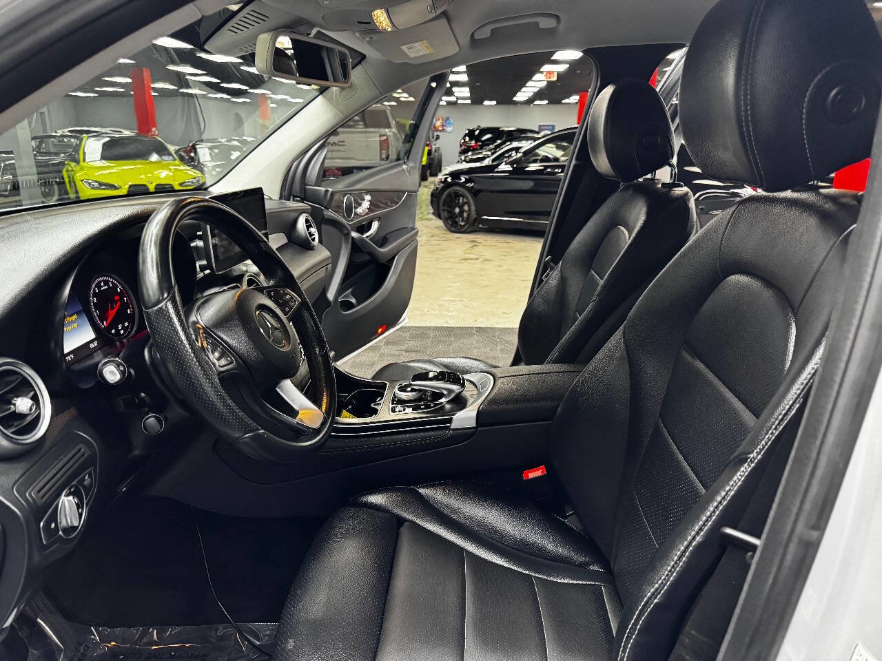 Used 2016 Mercedes-Benz GLC 300 image 32