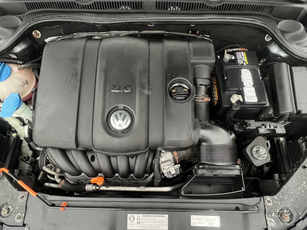 Used 2012 Volkswagen Jetta SE image 9