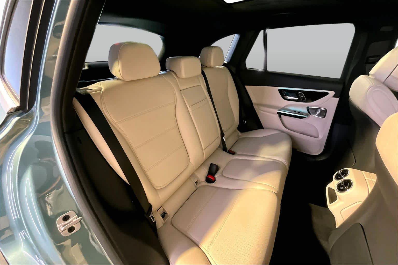 Used 2026 Mercedes-Benz GLC 300 4MATIC image 20