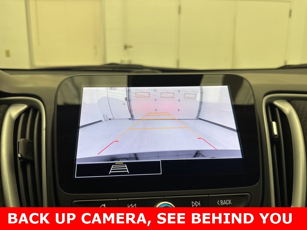 Used 2024 Chevrolet Malibu LS image 2