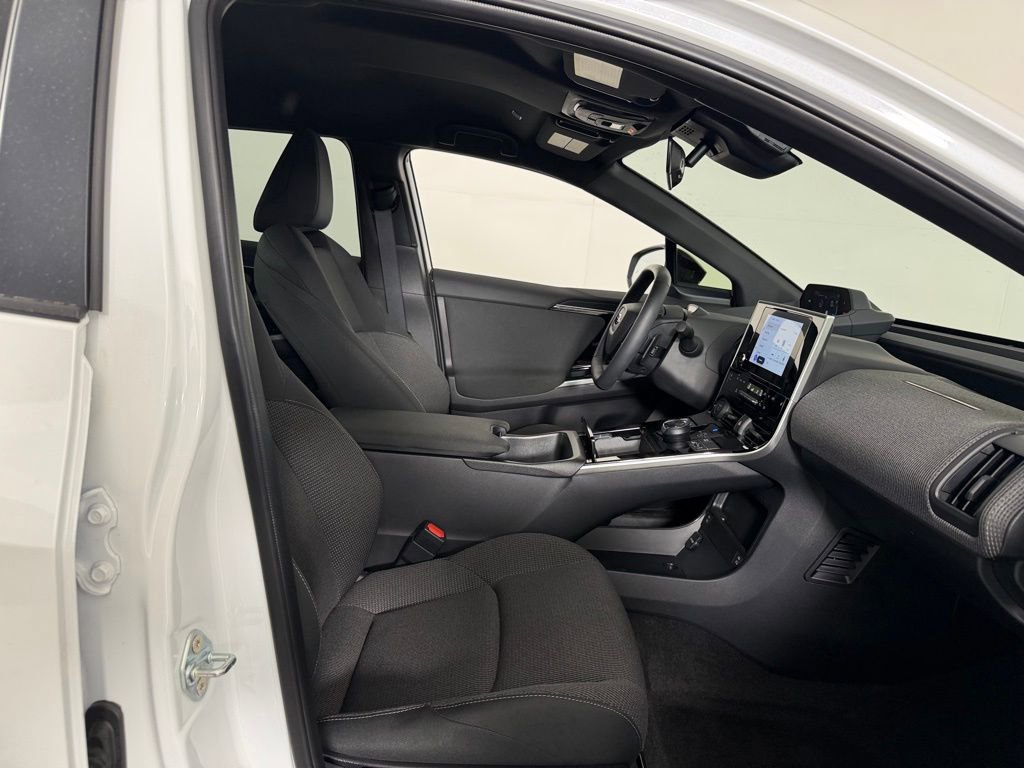Used 2025 Subaru Solterra Premium image 28