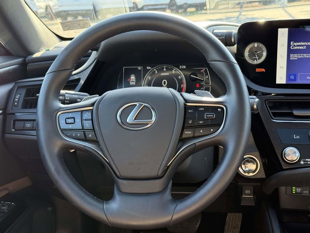 Used 2025 Lexus ES 350 w/ Premium Package FWD image 9