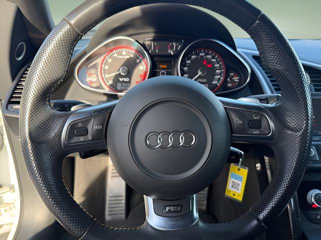 Used 2011 Audi R8 V10 image 9