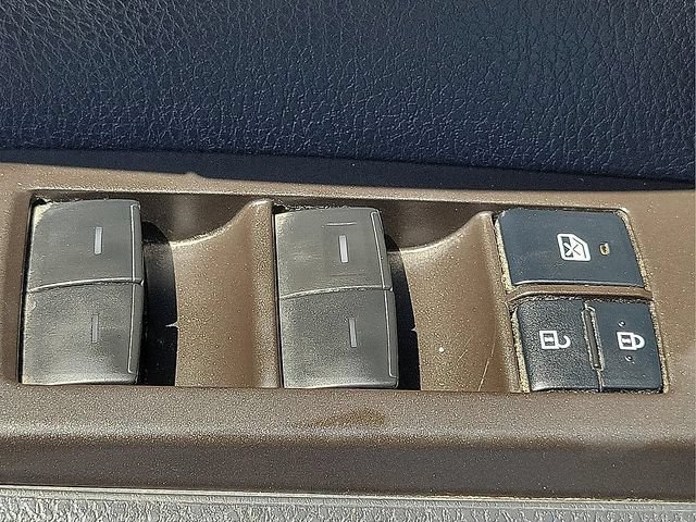 Used 2022 Toyota Camry SE w/ Convenience Package FWD image 21