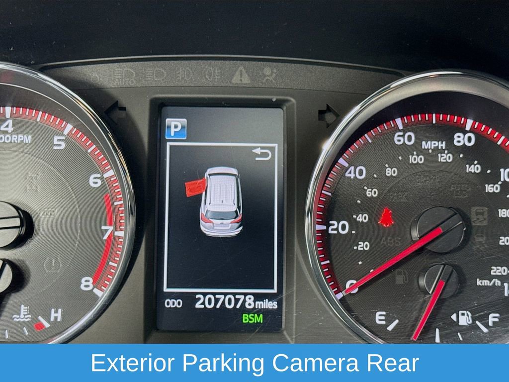 Used 2016 Toyota RAV4 SE image 15