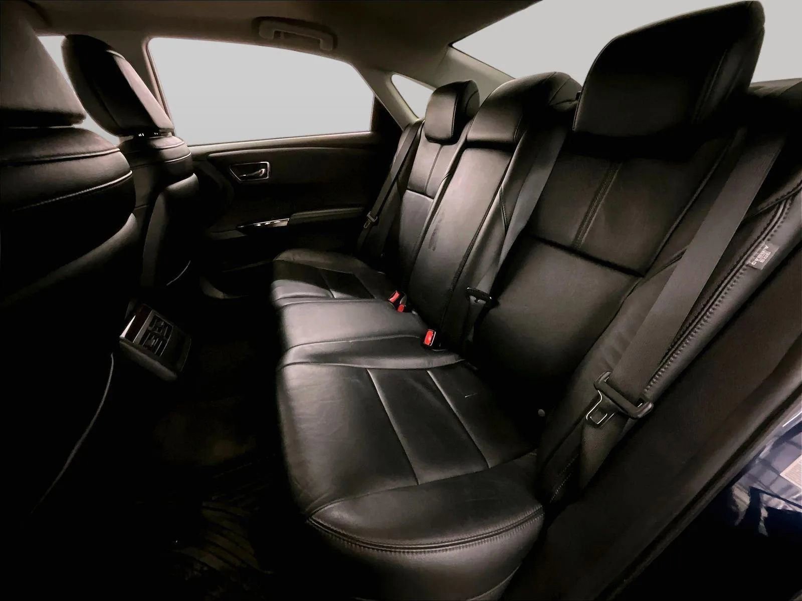 Used 2013 Toyota Avalon XLE Touring image 26