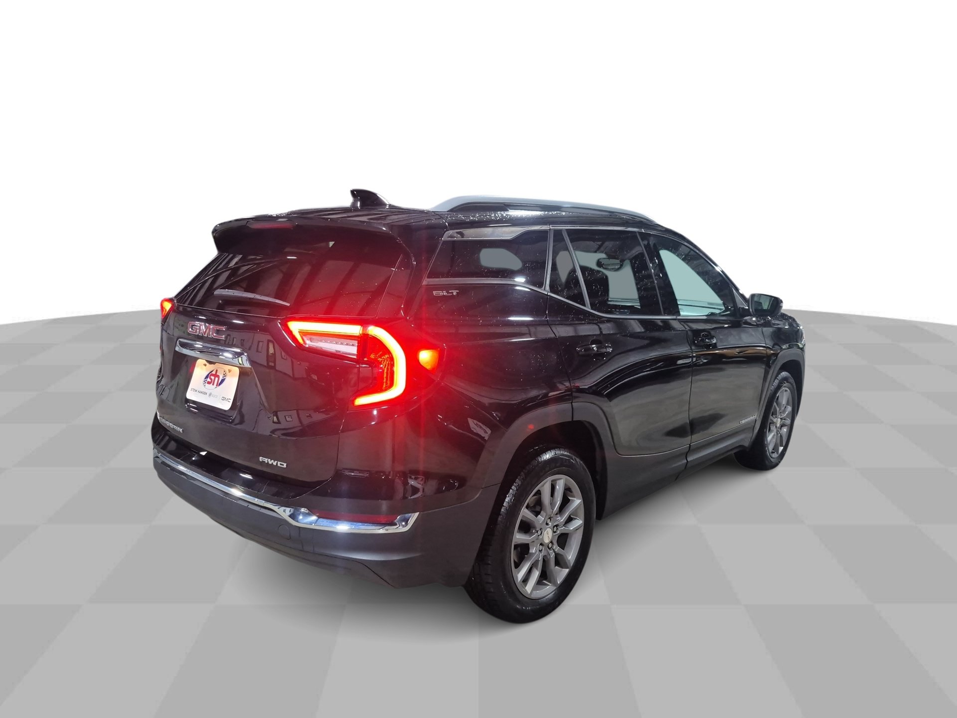 Used 2024 GMC Terrain SLT AWD/4WD image 9