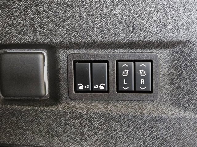 New 2026 GMC Yukon Denali w/ Denali Reserve Package AWD/4WD image 19