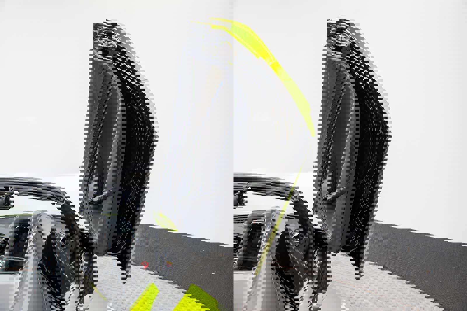 Used 2023 McLaren 720S Performance image 39