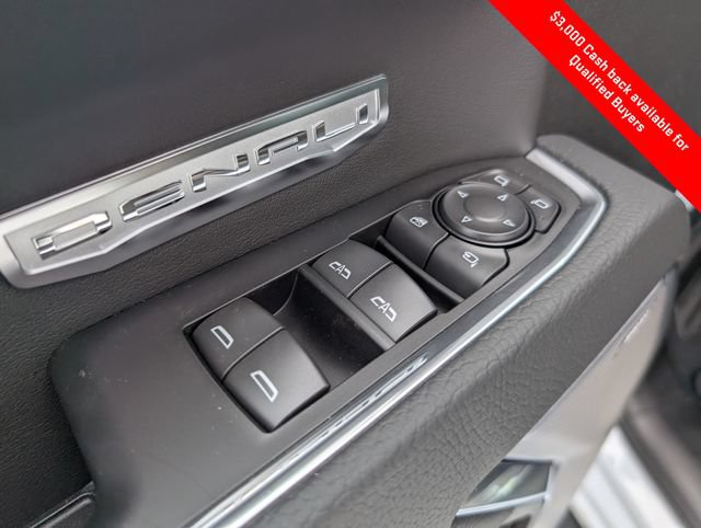 New 2026 GMC Sierra 1500 Denali w/ LPO, Black Badging Package AWD/4WD image 17