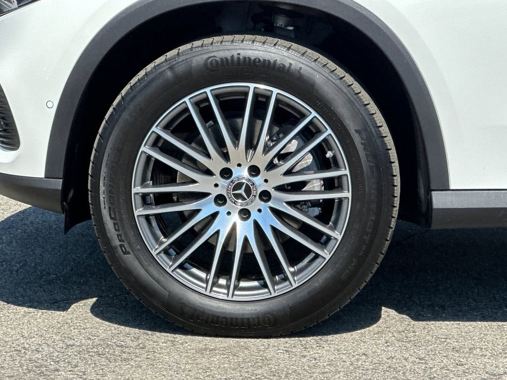 Used 2024 Mercedes-Benz GLC 300 image 25