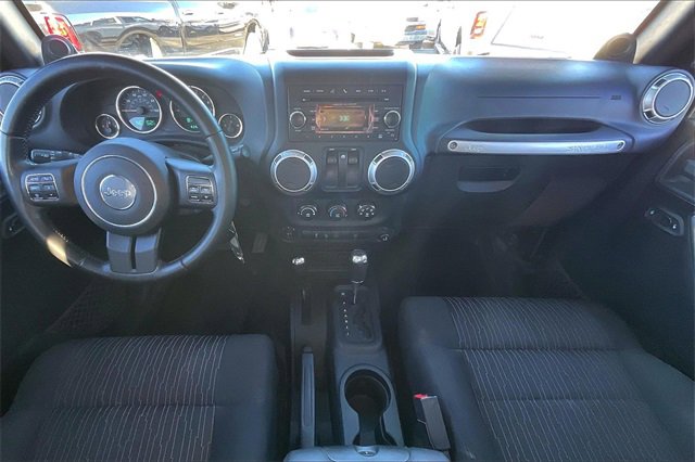 Used 2011 Jeep Wrangler Rubicon w/ PWR Convenience Group image 15