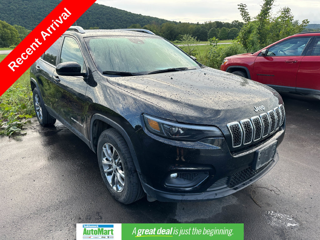 Used 2021 Jeep Cherokee Latitude Plus AWD/4WD image 1