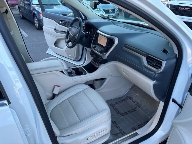 Used 2023 GMC Acadia Denali w/ Denali Ultimate Package AWD/4WD image 36