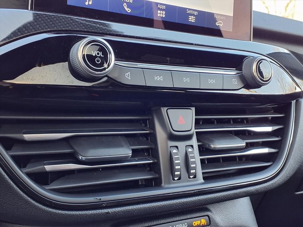 Used 2023 Ford Escape ST-Line Select image 13