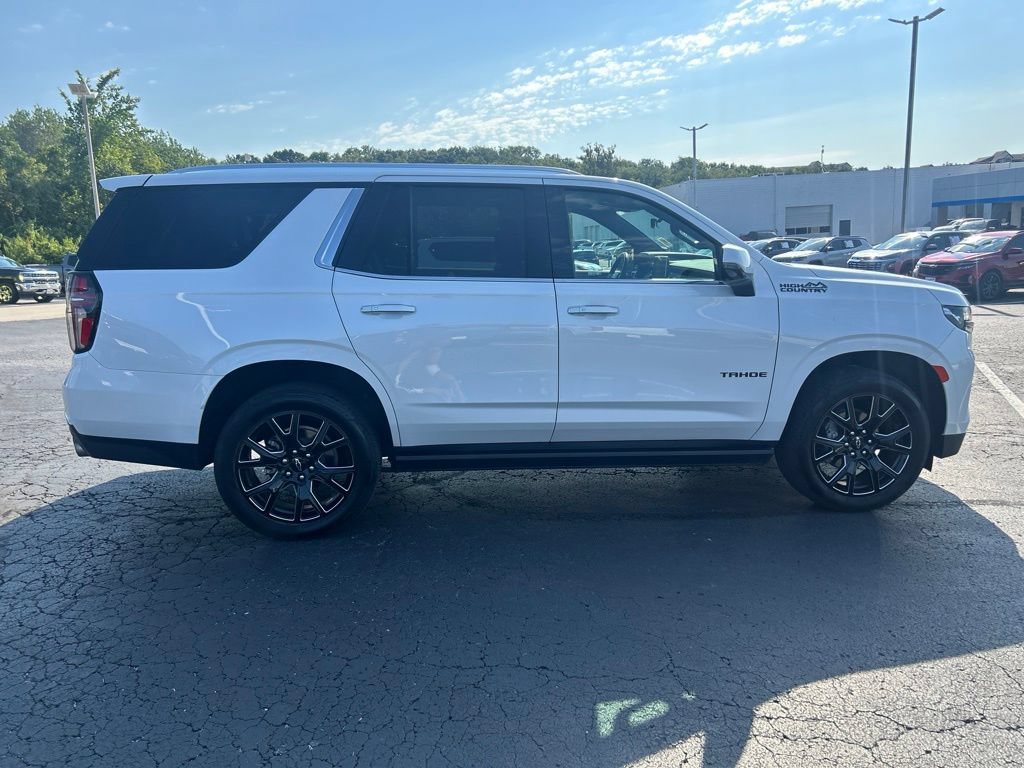 Used 2024 Chevrolet Tahoe High Country AWD/4WD image 4