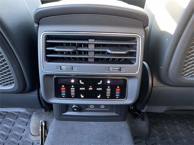 Used 2024 Audi SQ7 Premium Plus image 16