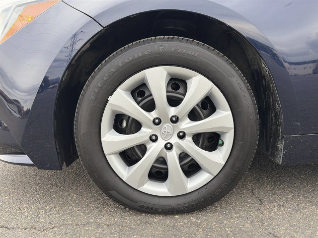 Used 2022 Toyota Corolla LE FWD image 19