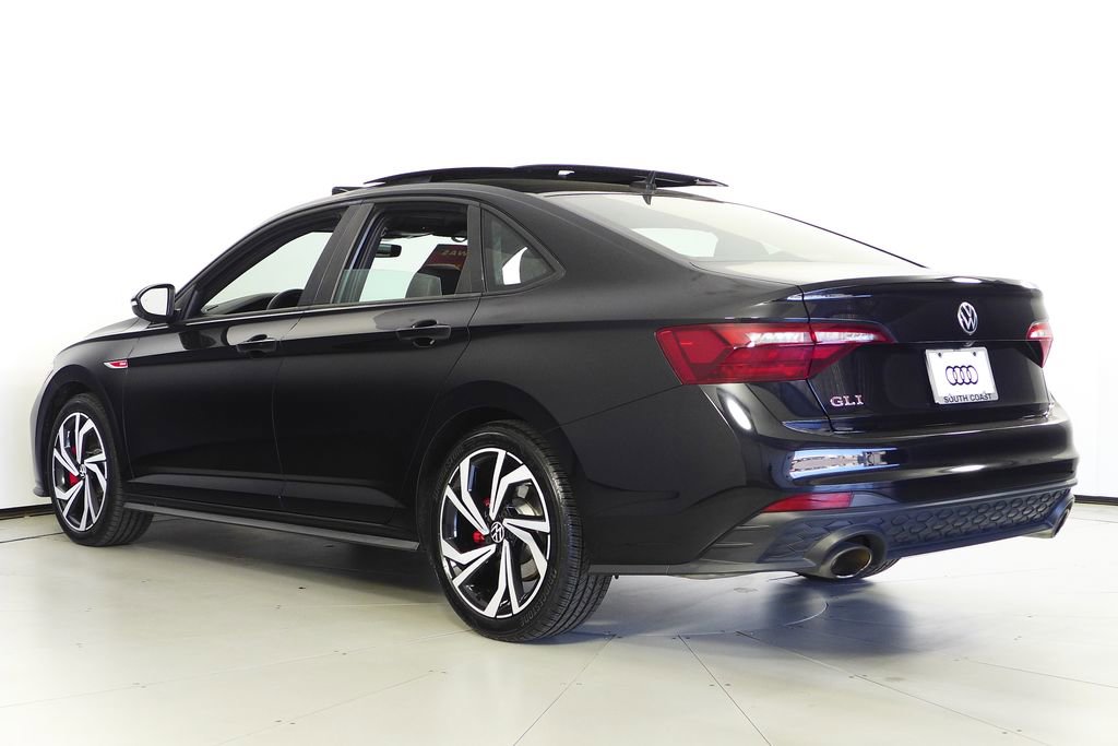 Used 2023 Volkswagen Jetta GLI Autobahn FWD image 9