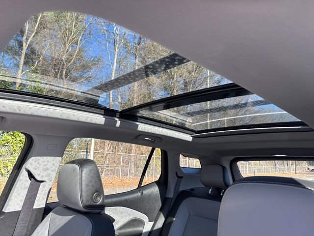 Used 2022 GMC Terrain SLT w/ Infotainment Package II image 37