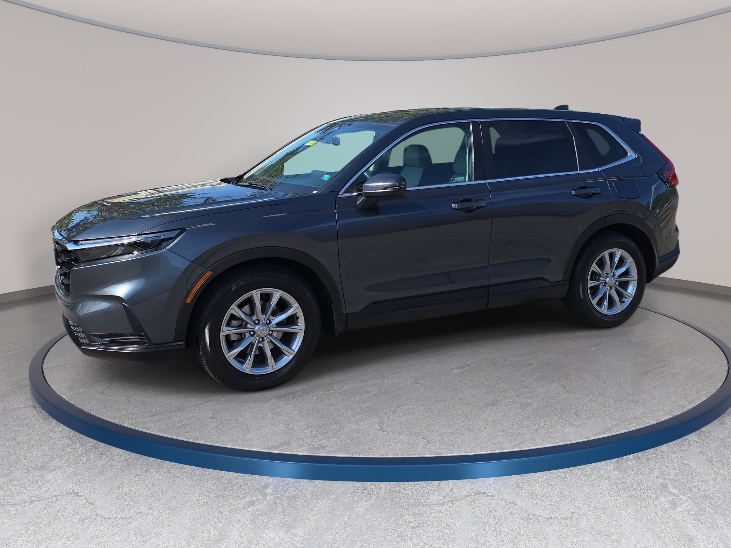 Used 2023 Honda CR-V EX image 1