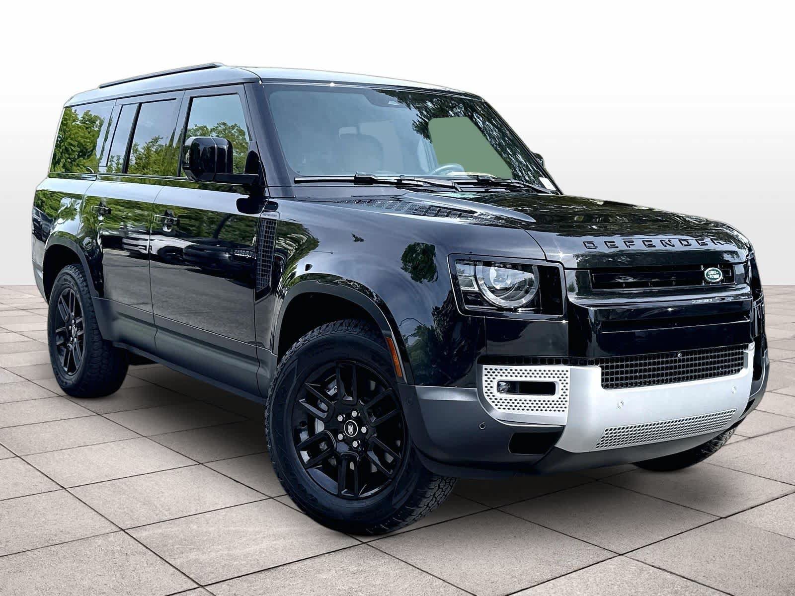 Used 2025 Land Rover Defender 130 S AWD/4WD image 2