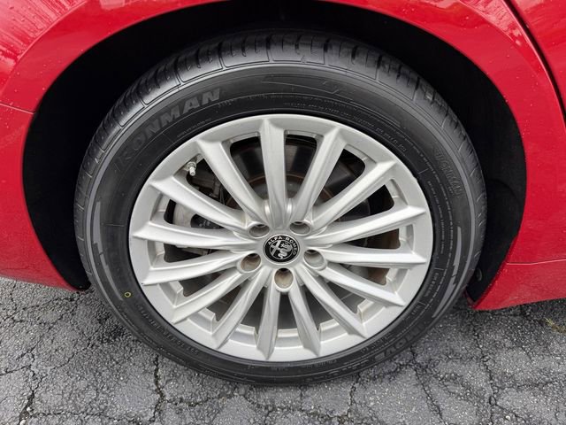 Used 2023 Alfa Romeo Giulia Sprint image 38