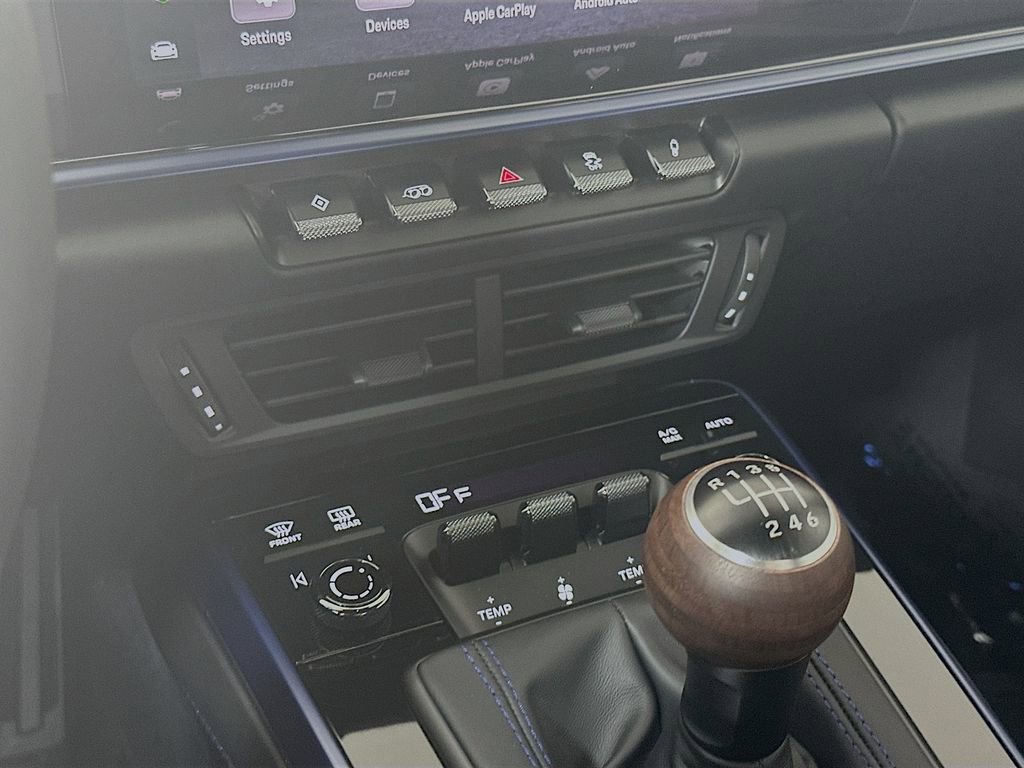 New 2026 Porsche 911 Carrera T image 18