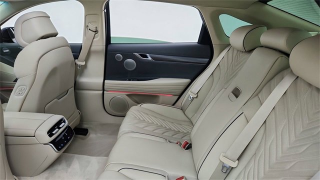 Used 2025 Genesis G80 2.5T Sport Prestige image 28