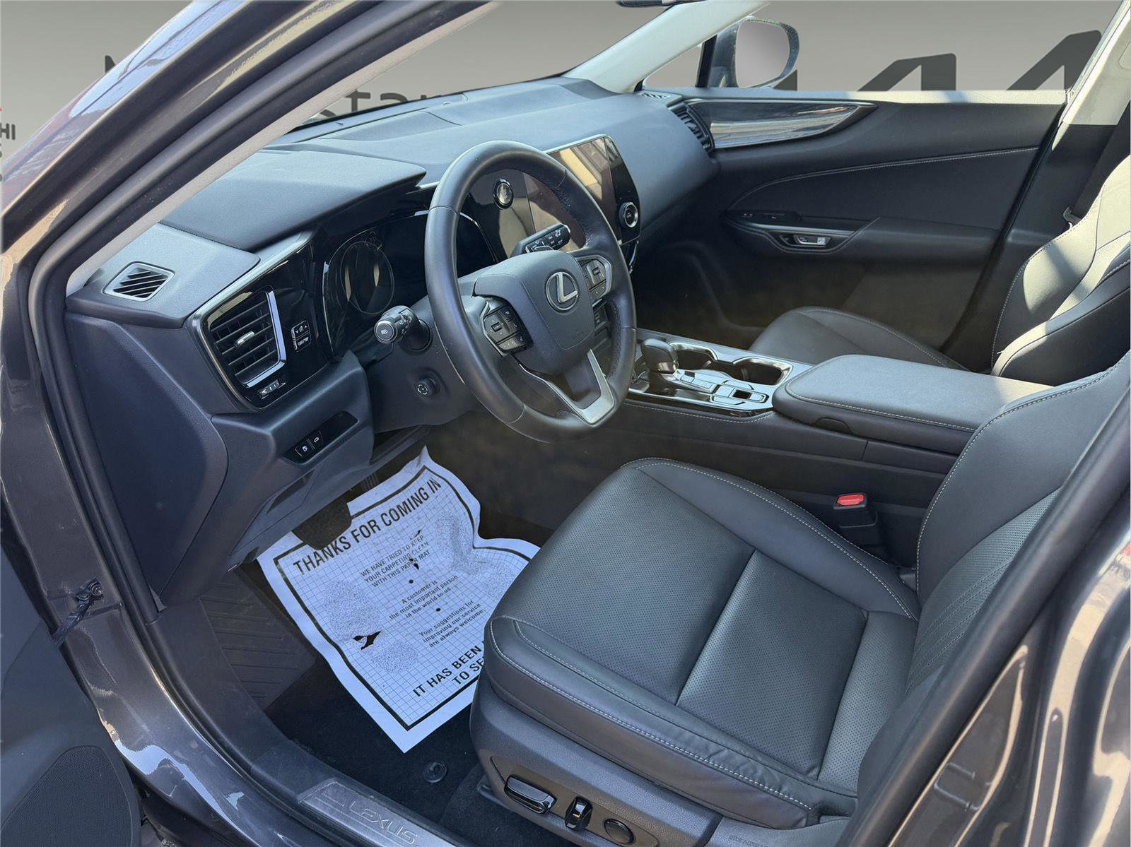 Used 2023 Lexus NX 250 FWD image 9