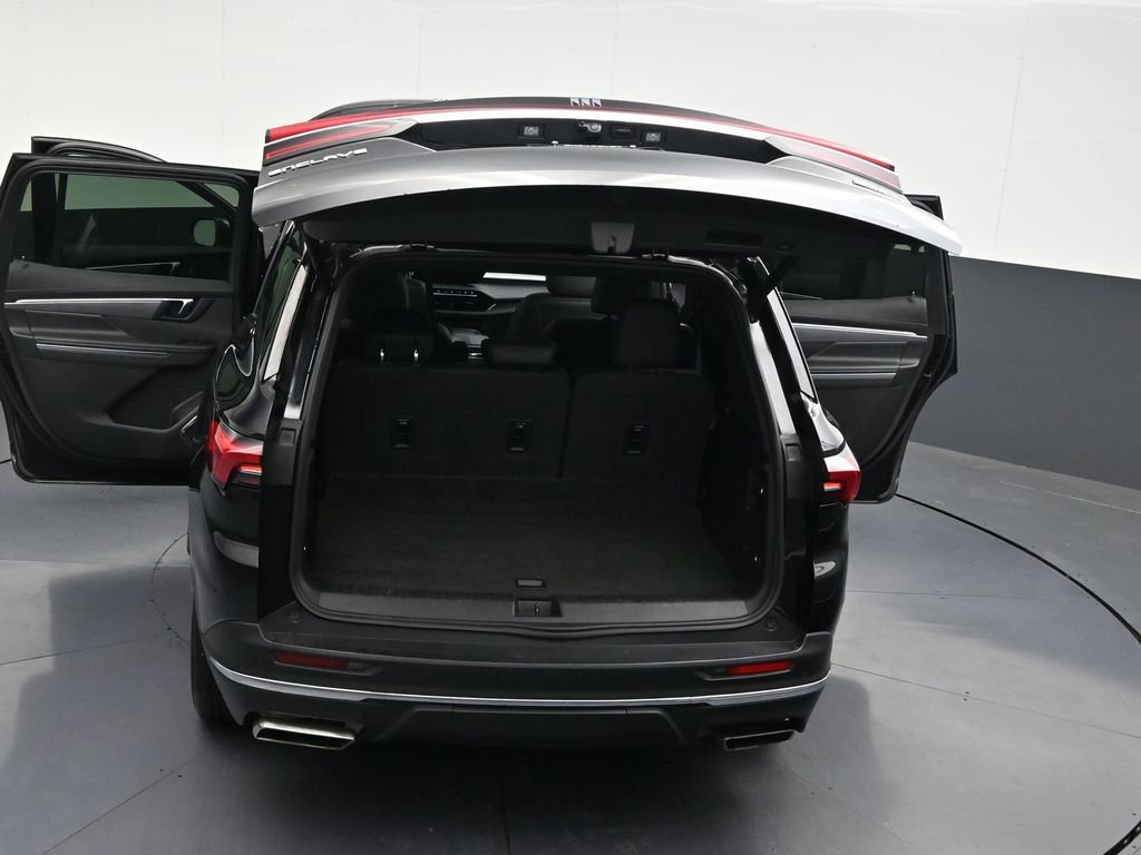 Used 2025 Buick Enclave Preferred w/ Power Package FWD image 35
