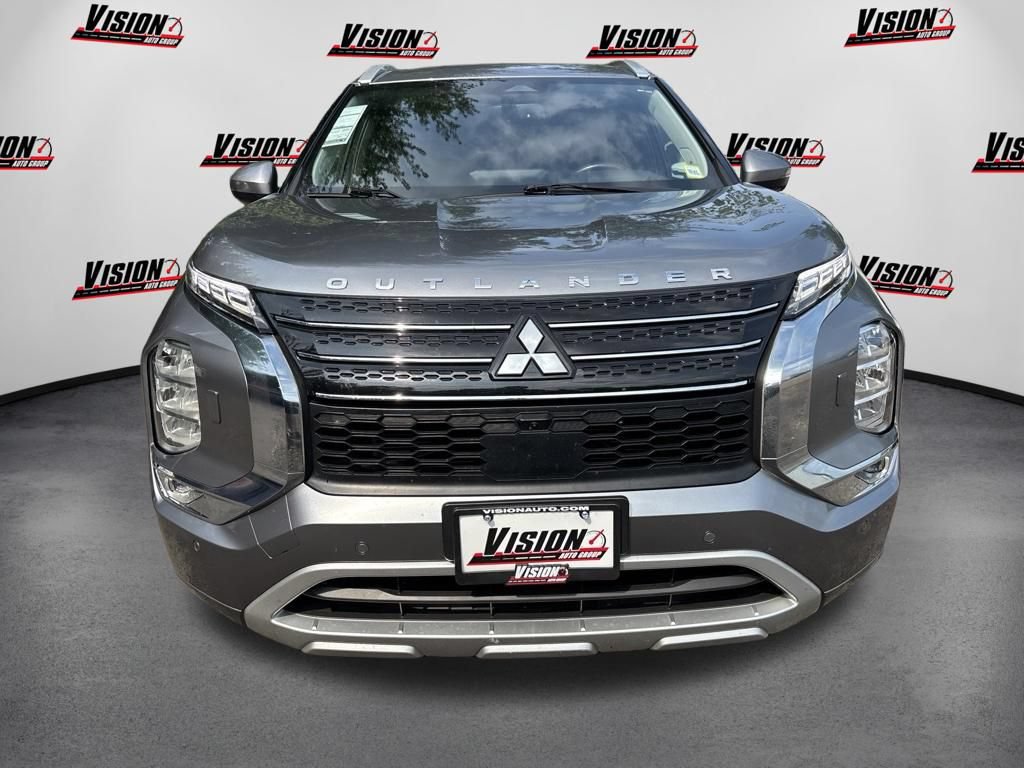 Used 2024 Mitsubishi Outlander SEL AWD/4WD image 2