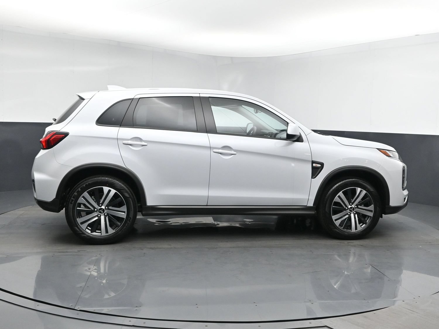New 2026 Mitsubishi Outlander Sport ES AWD/4WD image 3