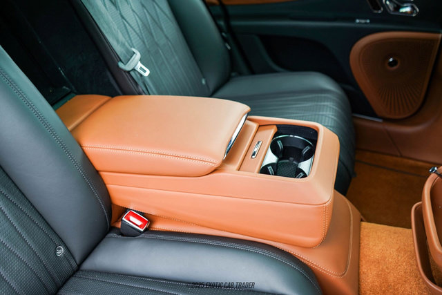 Used 2022 Bentley Flying Spur Plug-In Hybrid image 66