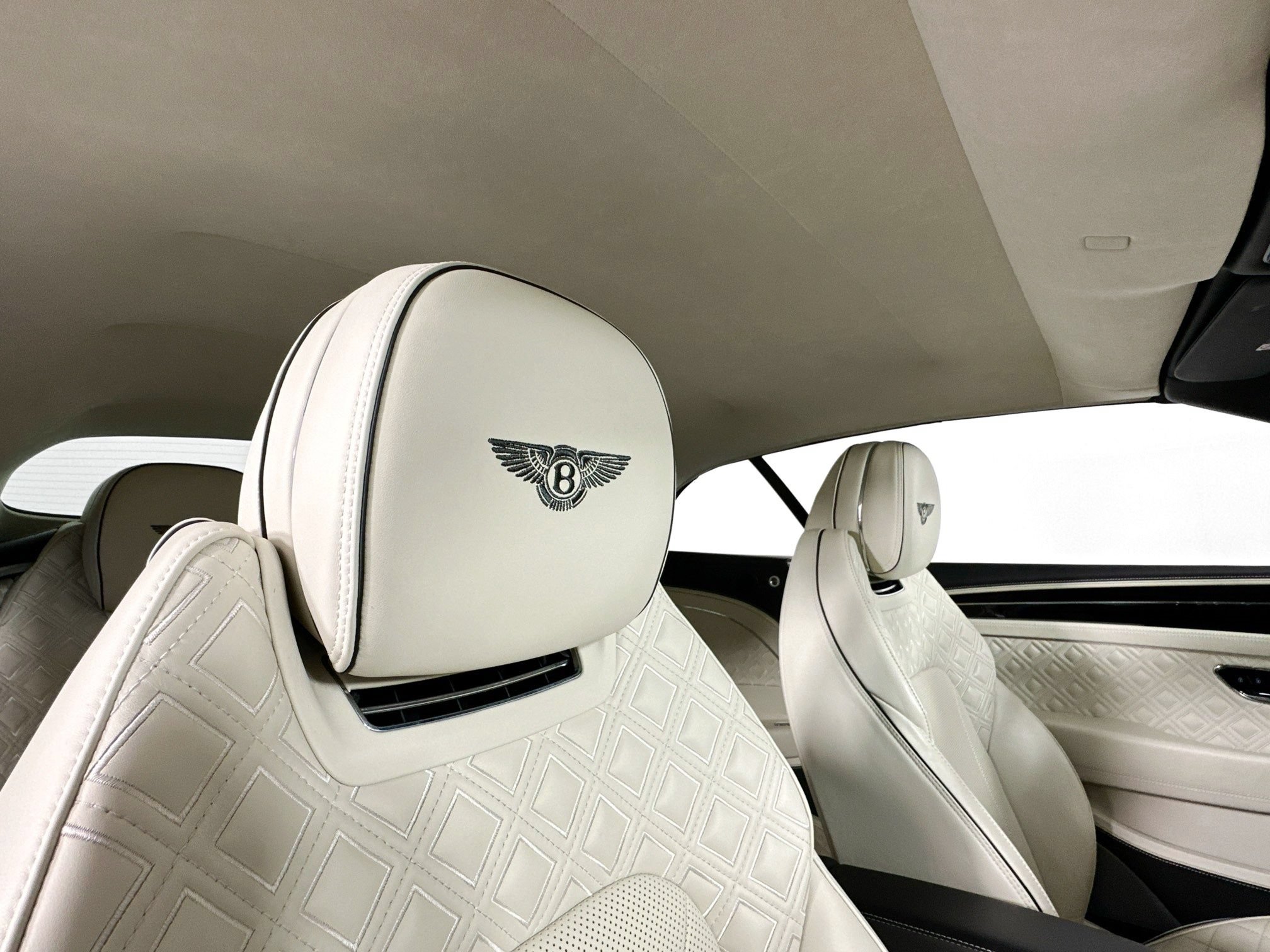 Certified 2021 Bentley Continental GT AWD/4WD image 22