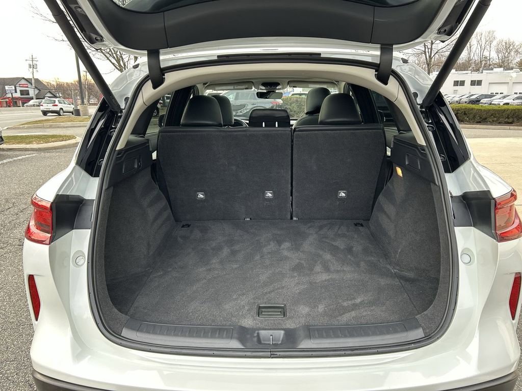 Certified 2025 INFINITI QX50 Luxe image 27